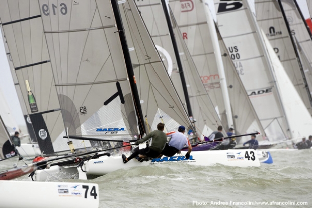 Styles and Peel at the start of their disasterous first race