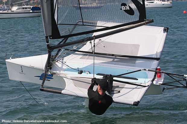 We get the low-down on Moth foil design | The Daily Sail