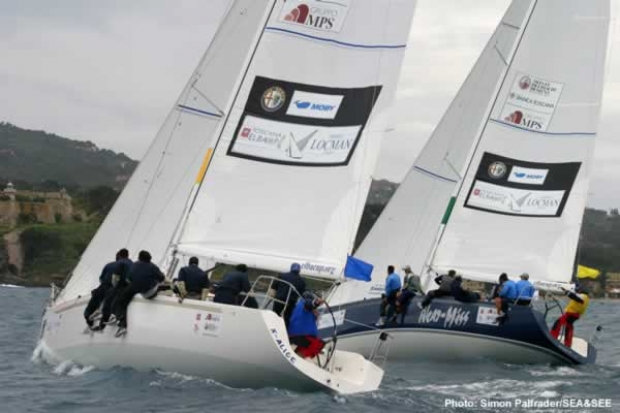 Karol Jablonski (POL) pinches up under Paolo Cian (ITA) in their Flight 1 match