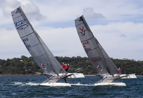 C2 and Viper in action. Photo Â© Andrea Francolini/www.afrancolini.com